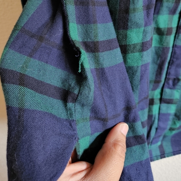 Old Navy Women's Flannel Button Up Long Sleeve - Picture 6 of 6